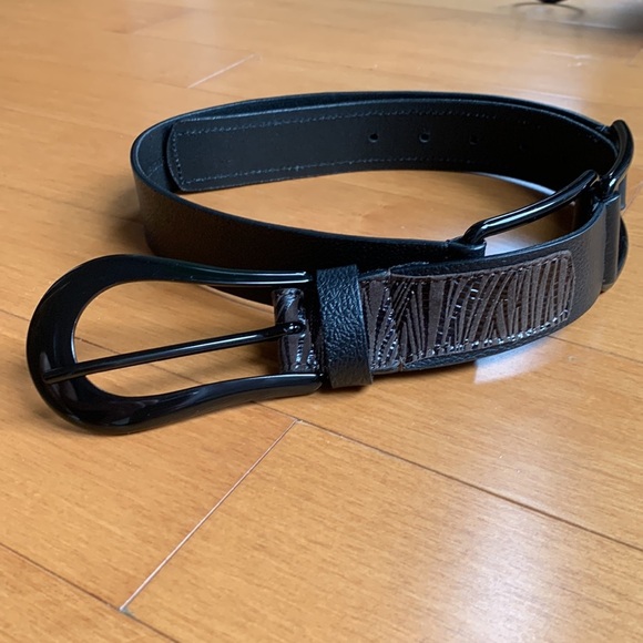 Chico's Grand Rios Leather and Metal Links Belt Women’s Size Small - Picture 3 of 12